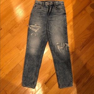 mom jeans from american eagle